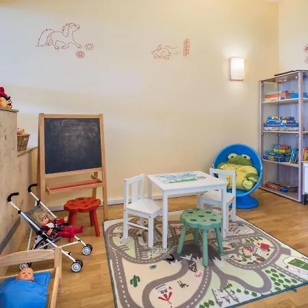 阿尔淘斯jufa酒店 酒店