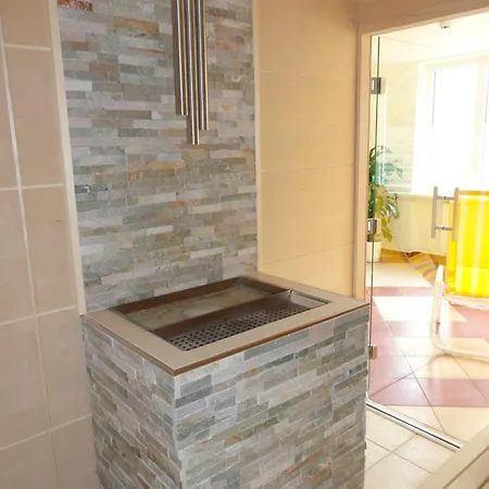 阿尔淘斯jufa酒店 3* 奥尔陶斯