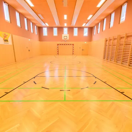 阿尔淘斯jufa酒店 3*