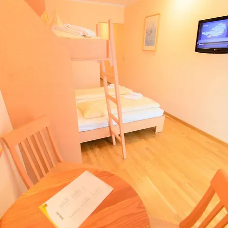 阿尔淘斯jufa酒店 3*